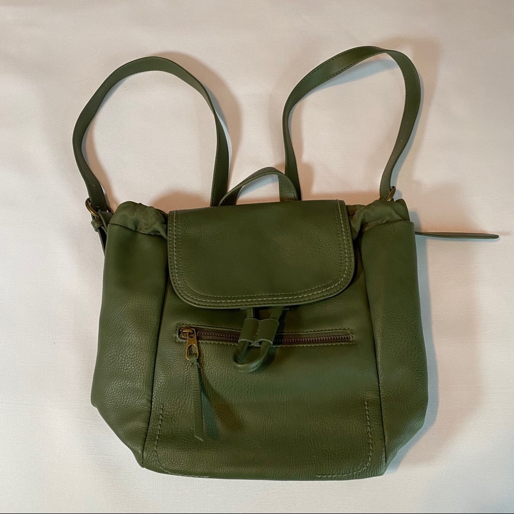 universal thread purse/backpack Olive Green